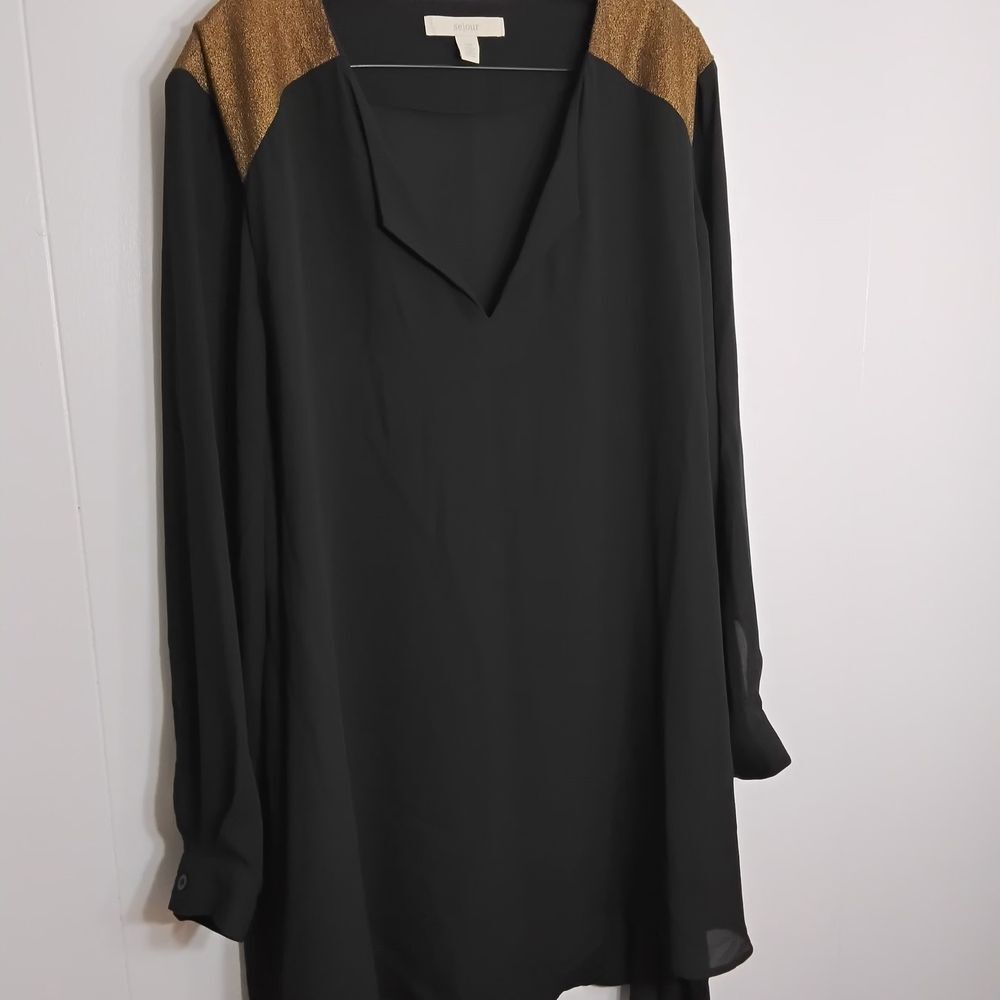 Sejour Black Tunic top  with Gold Shoulder Accents